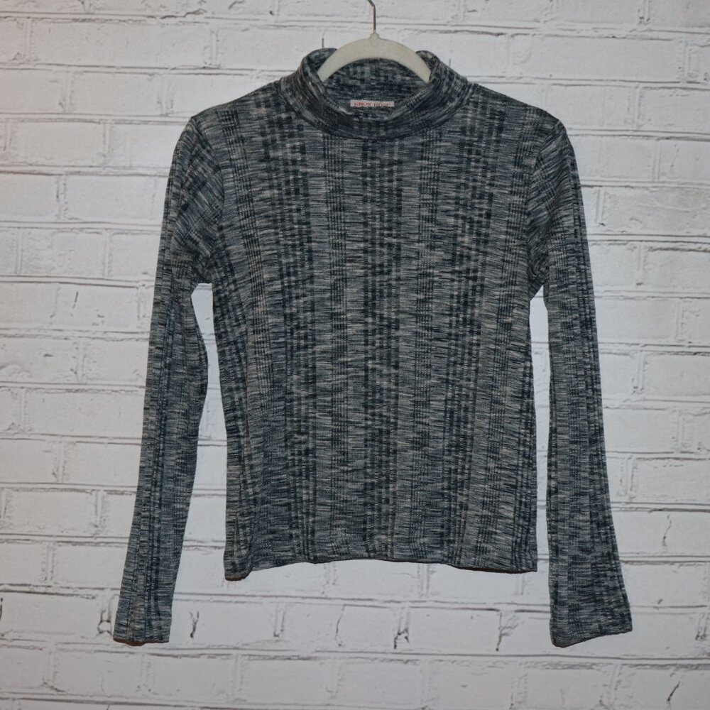 🤍✨ Knox Rose Gray Cowl‑Neck Sweater · Size Medium · soft + cozy style